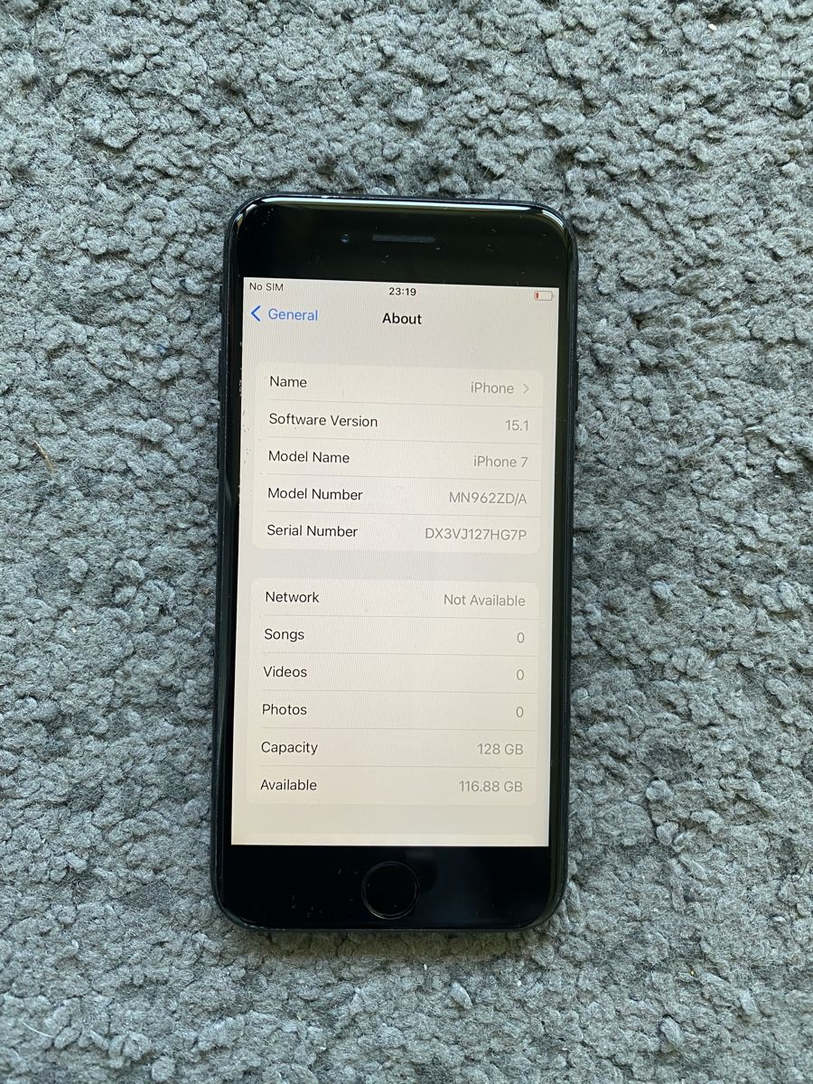 Apple Telefoni cellulari / Smartphones: iPhone 7 Noir - 128Go - N.2 – Usato da Genève venduto da eth_6qs6 3