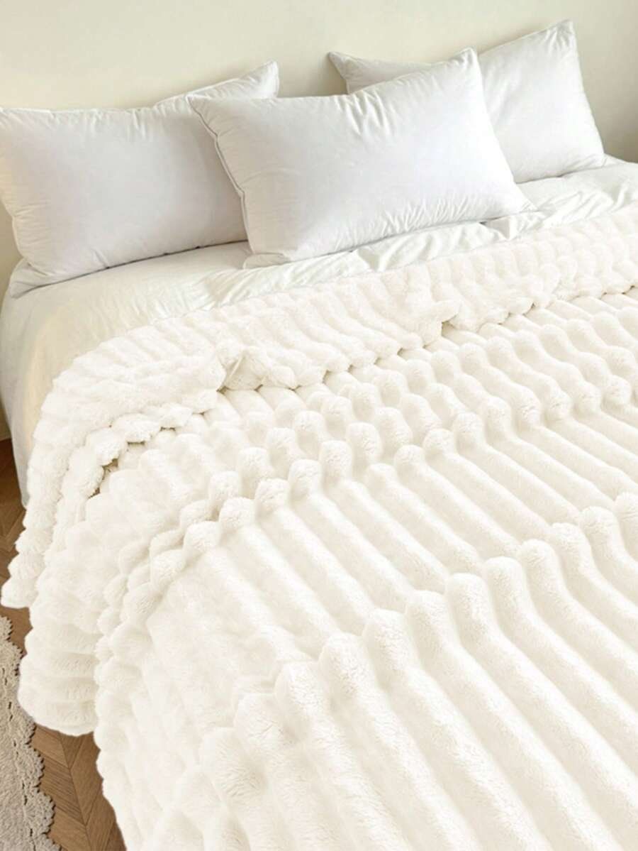 Coperte: Decke kuschelig Kunstfell Optik Ivory – Usato da Bern venduto da Miraitrading 1