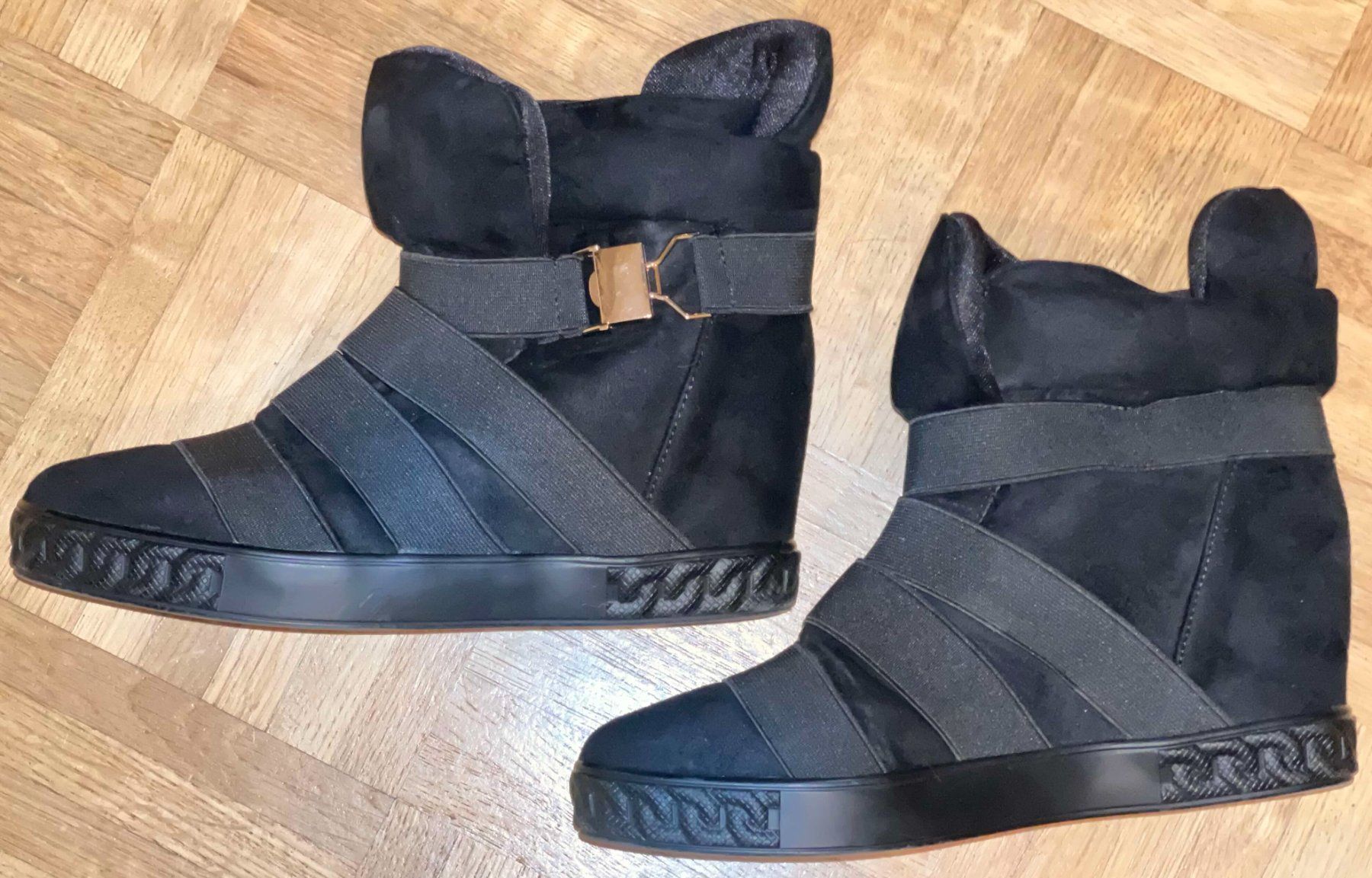 Scarpe da donna: Sneaker high-heels black Gr.38 – Usato da Zürich venduto da dojoal64 4