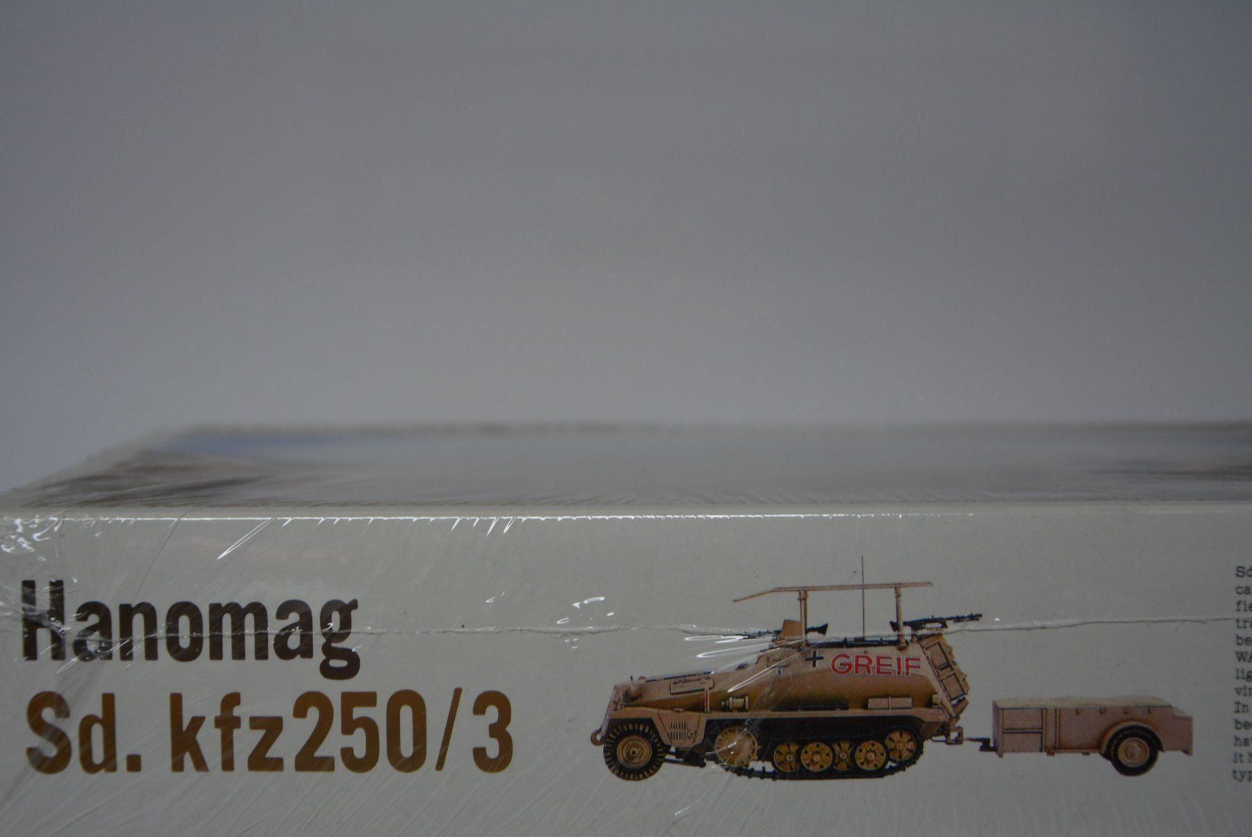 Hanomag Modellini d'auto: Hanomag Sd. kfz250/3 , Bausatz , 1:35 – Nuovo e nell'imballaggio originale da Goldach venduto da Feivel9 2