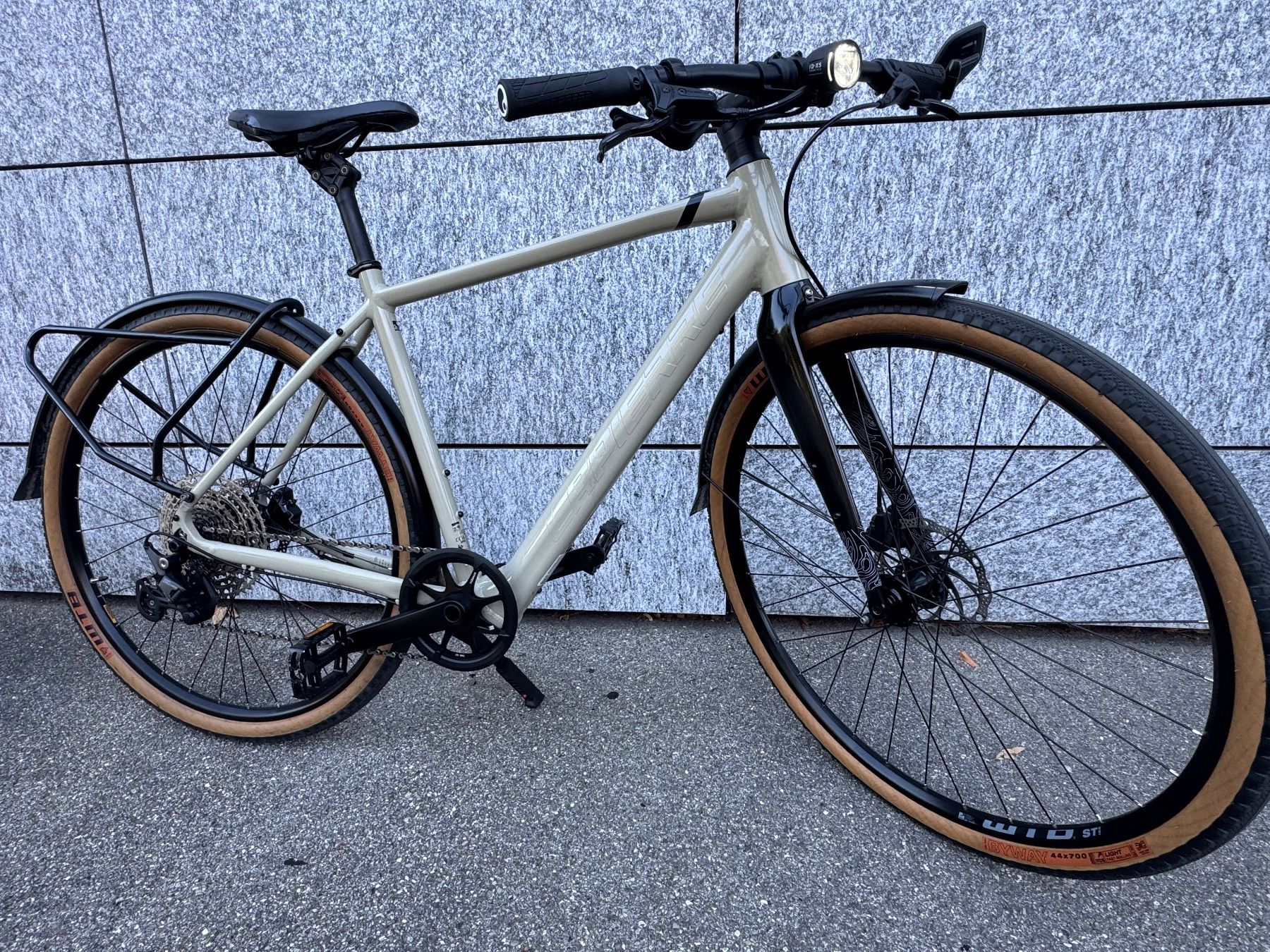 Lapierre Vélos: Lapierre E-Shaper 3.2 Premium E-Bike |Wie Neue – D'occasion à Solothurn par lea_5lxz 2