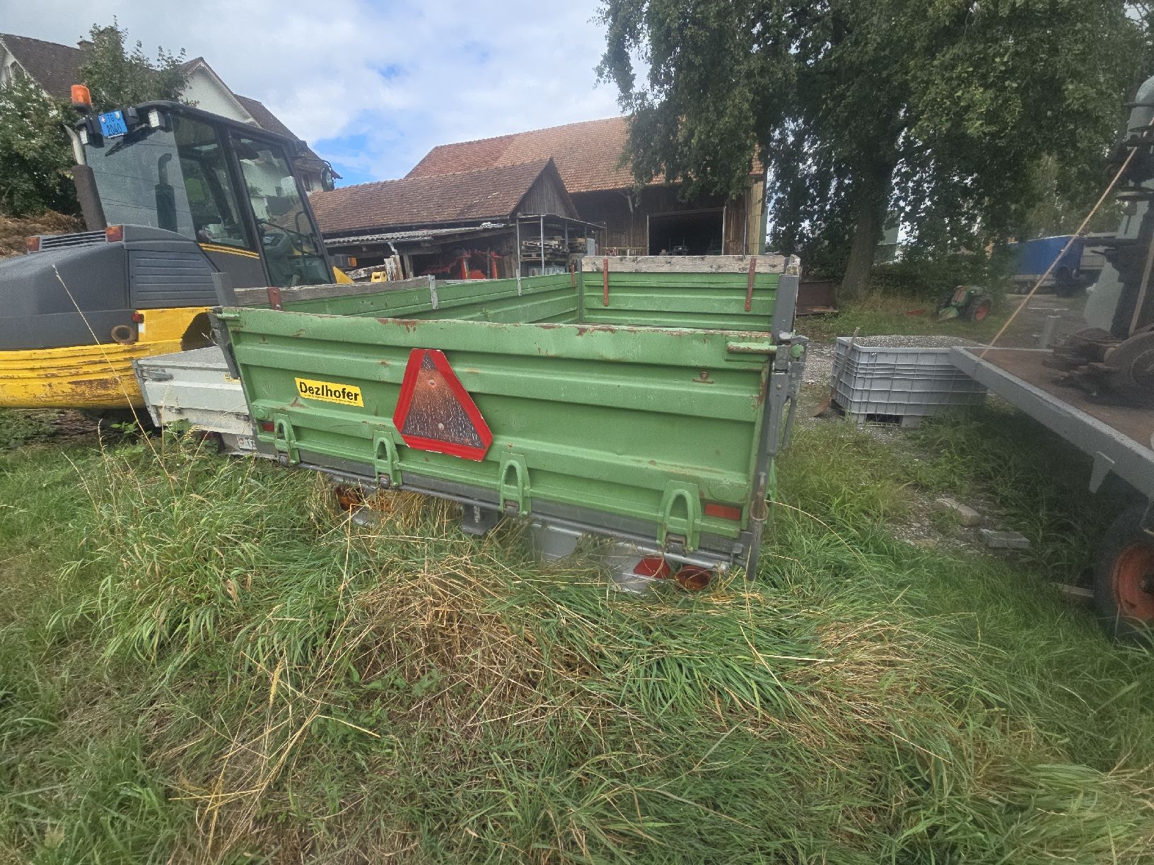 Camions-bennes: Landwirtschaftlicher Kipper  – D'occasion à Freidorf TG par baumigg 1