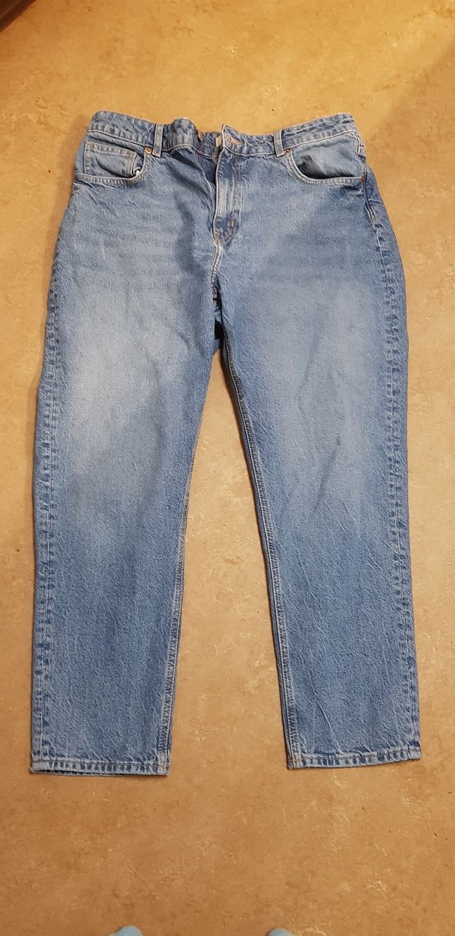 Jeans: Jeans Grösse 42 – Usato da Uznach venduto da Bilkev