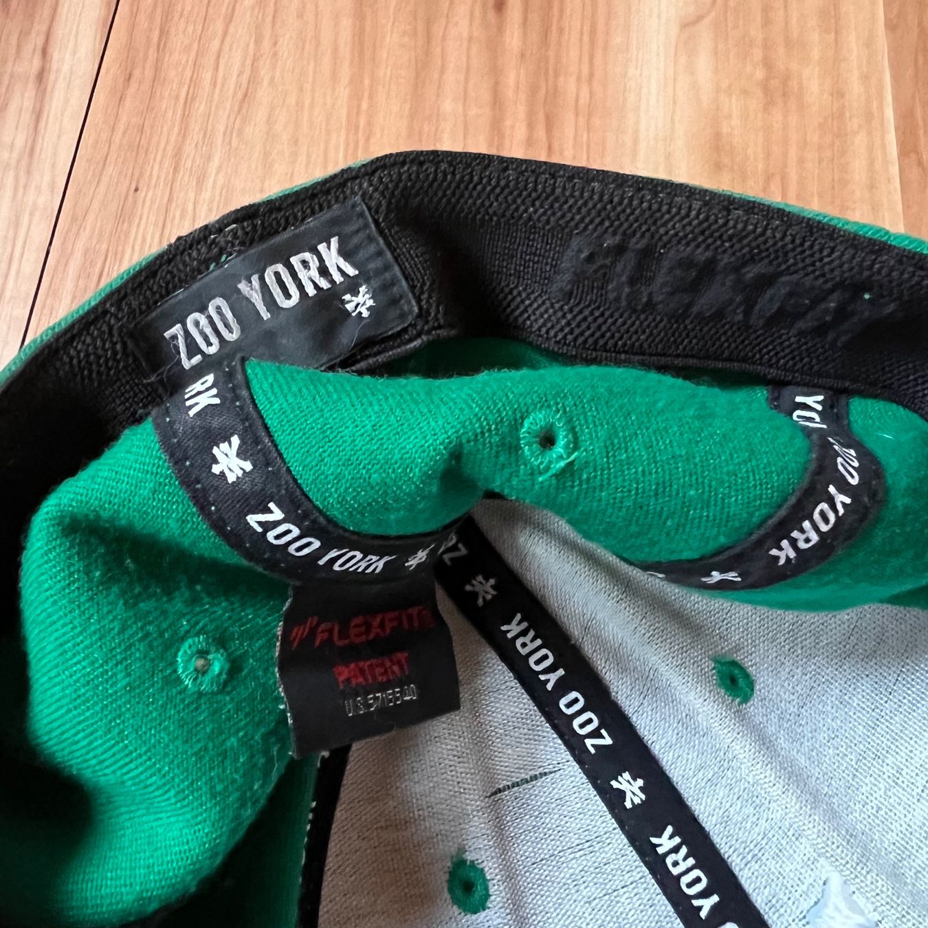 Chapeaux, bonnets & casquettes: Vintage Zooyork Cap – D'occasion à Herisau par 1asupply 3