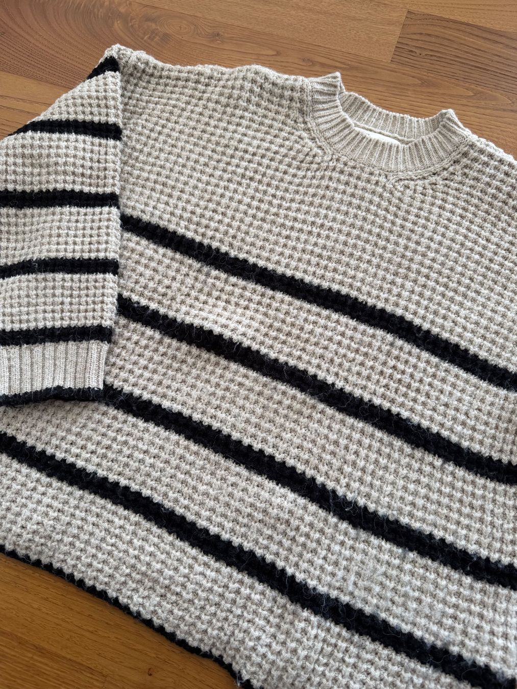 Pull&Bear Pullover & Sweatshirts: Strickpullover, size XS – Gebraucht aus Sissach von laura.x4 1