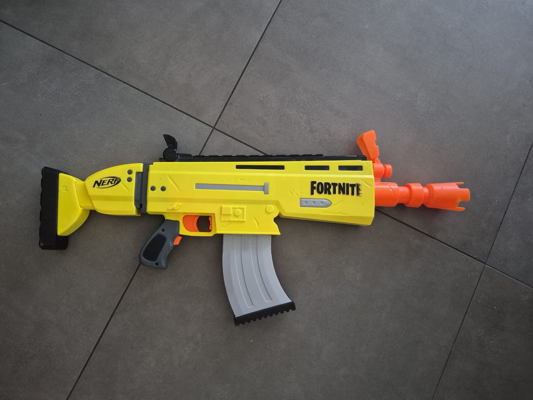 Nerf Spielzeuge: Nerf Fortnite AR-L – Gebraucht aus Lausanne von Jade777