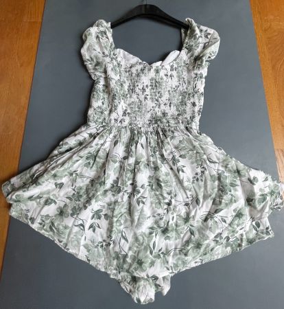 Kleidchen Efeu Hollister XS