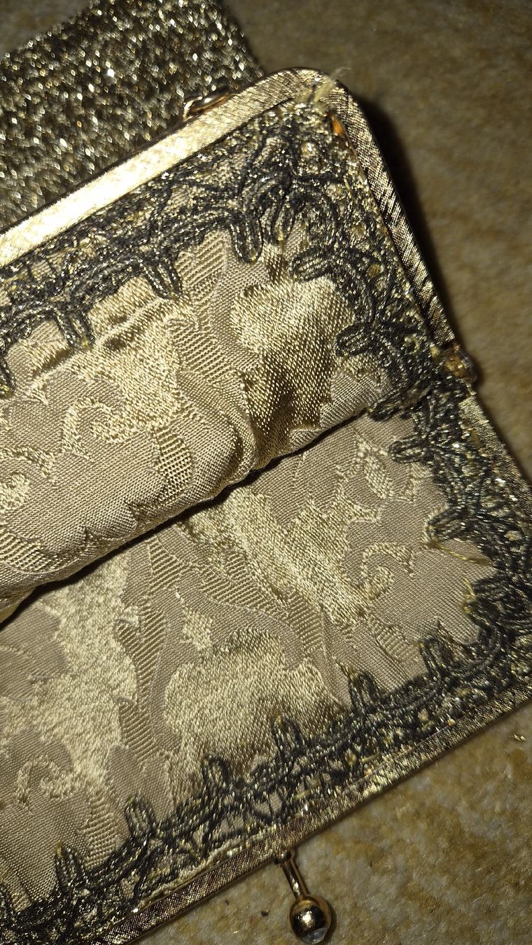Borse: Abendtasche goldfarben mit Kette antik  – Usato da Kölliken venduto da MissesBossTop1 6
