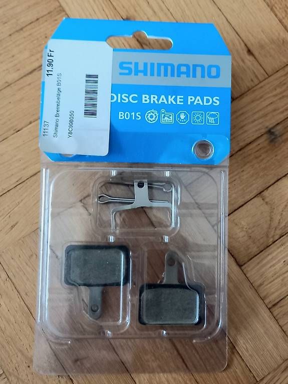 Pièces détachées: Bremsbeläge Shimano - ein Paar – D'occasion à Zollikofen par Serious