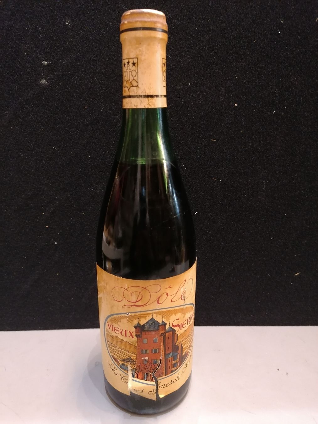 Vino: DÔLE VIEUX SIERRE  – Usato da Genève venduto da Leboucheoreilles