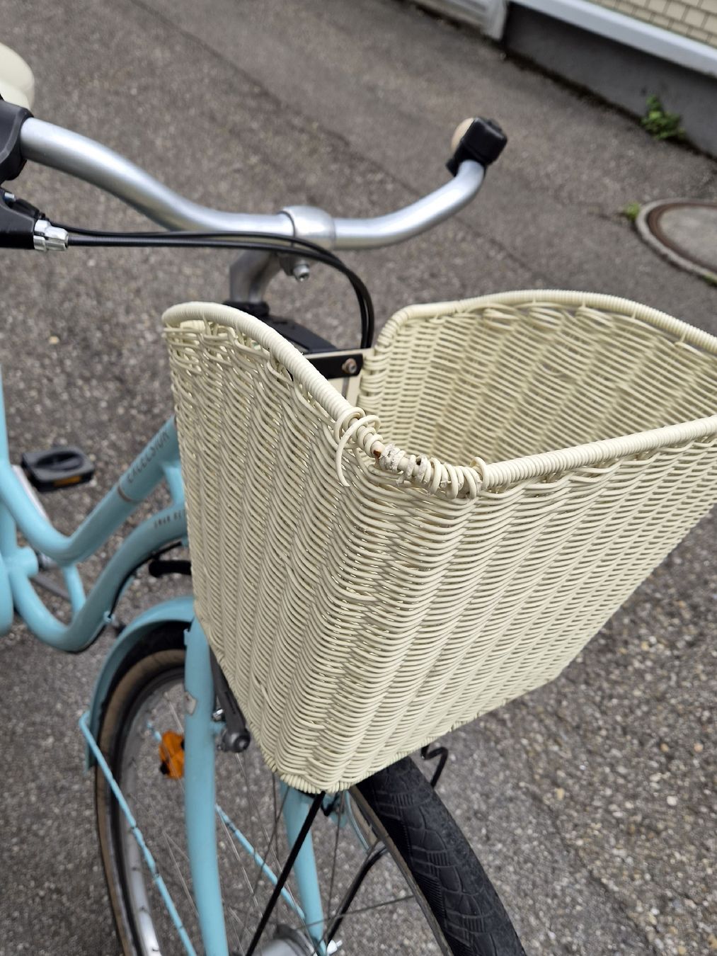 Biciclette: Schönes Velo mit Korb, 7 Gängen – Usato da Herisau venduto da Musikfestival 4