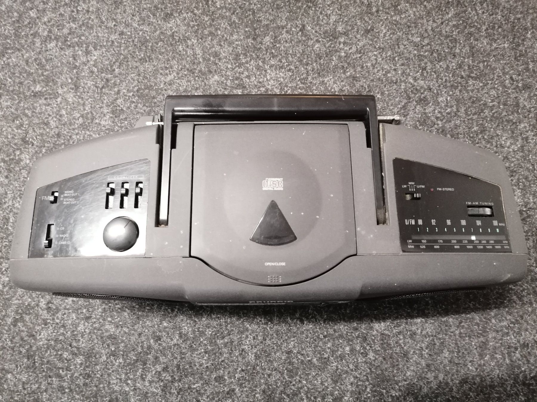 Grundig Lecteur multimedia & Streamer: Grundig – Défectueux à Geroldswil par carcan1707 2