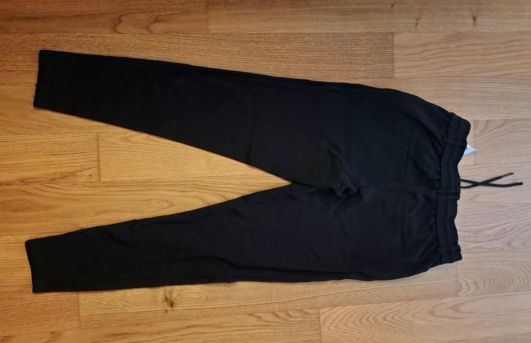 Only Hosen: ONLY Damen Hose schwarz – Gebraucht aus Seengen von ja6_65wp 6