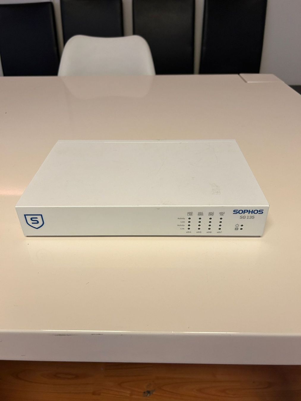 Firewall: Sophos SG 135 – Usato da Seengen venduto da TonicX
