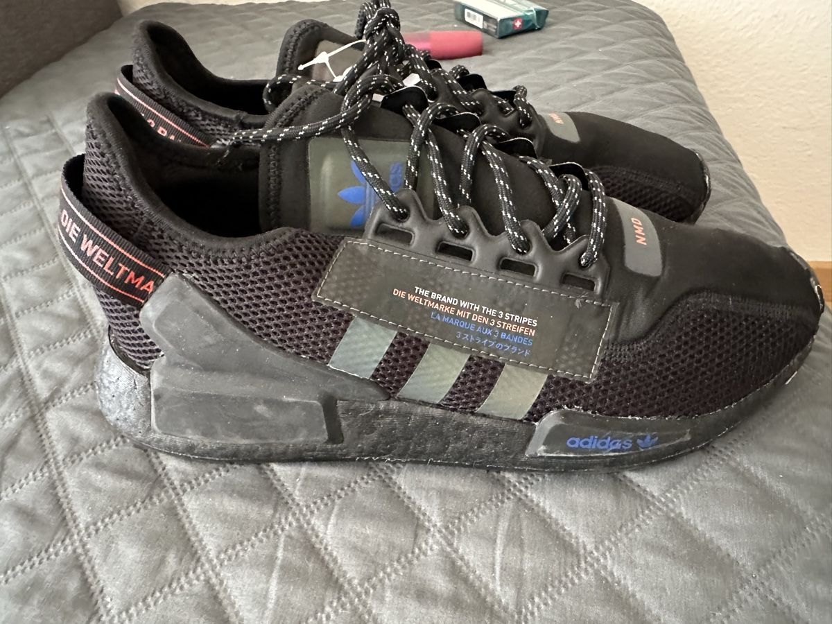 Scarpe per ragazzi: Adidas NMD R1 Schuhe – Usato da Luzern venduto da m.iannotta 1