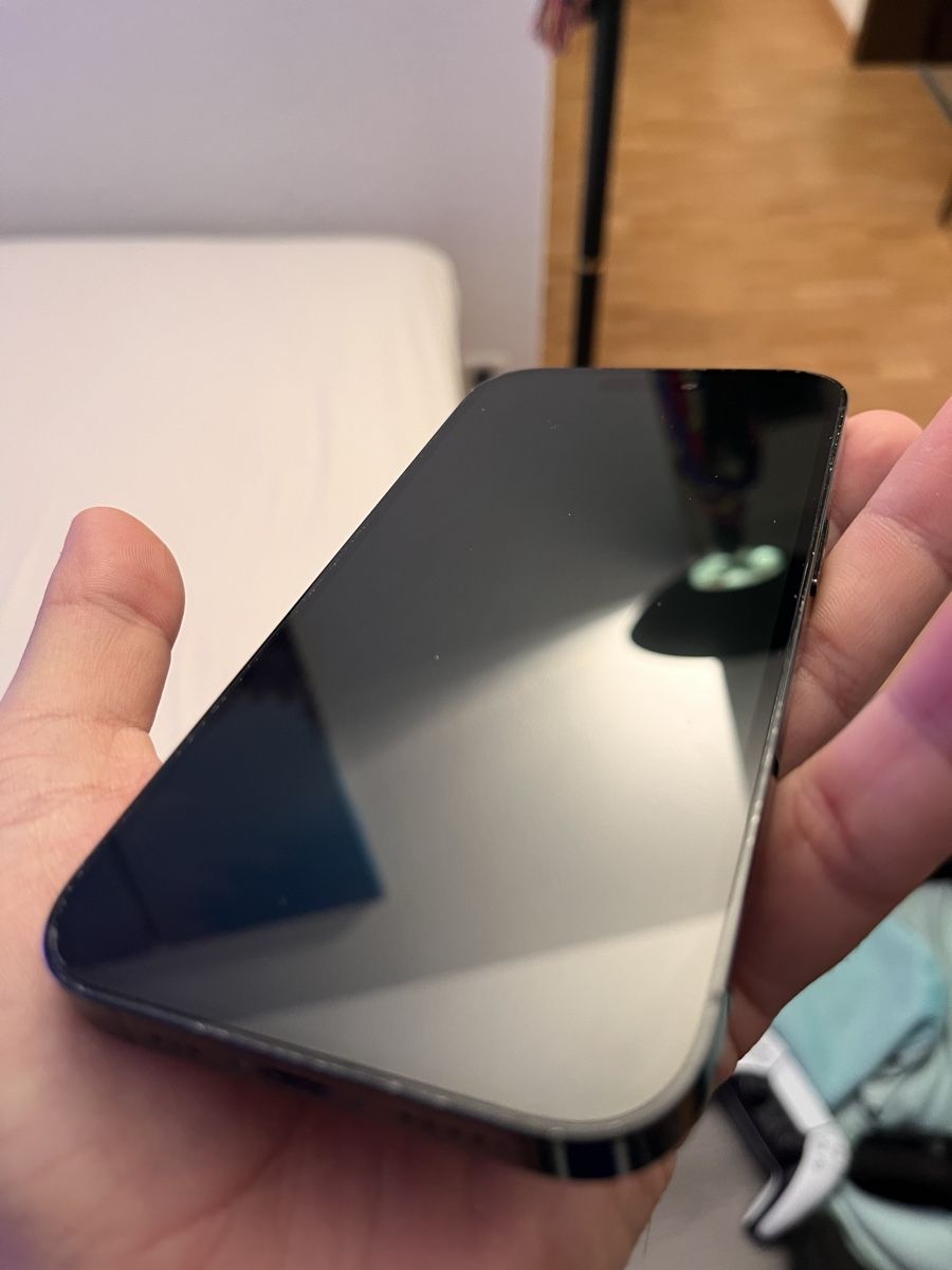 Apple Portables: Iphone 14 Pro – D'occasion à Bern par Che.21 2