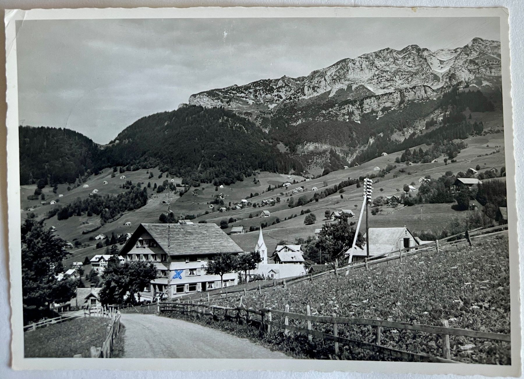 Cartoline postali: AMDEN - Privatepension "ALPENRÖSLI" 1965 – Usato da Lutry venduto da Ediego