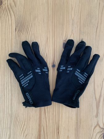Giro MTB Handschuhe Gr L / 8 schwarz