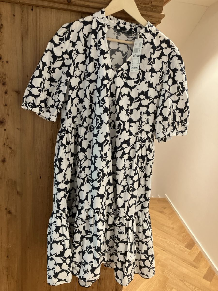 Esprit Kleider: Kleid Esprit Gr.40 – Gebraucht aus Wermatswil von Nahele