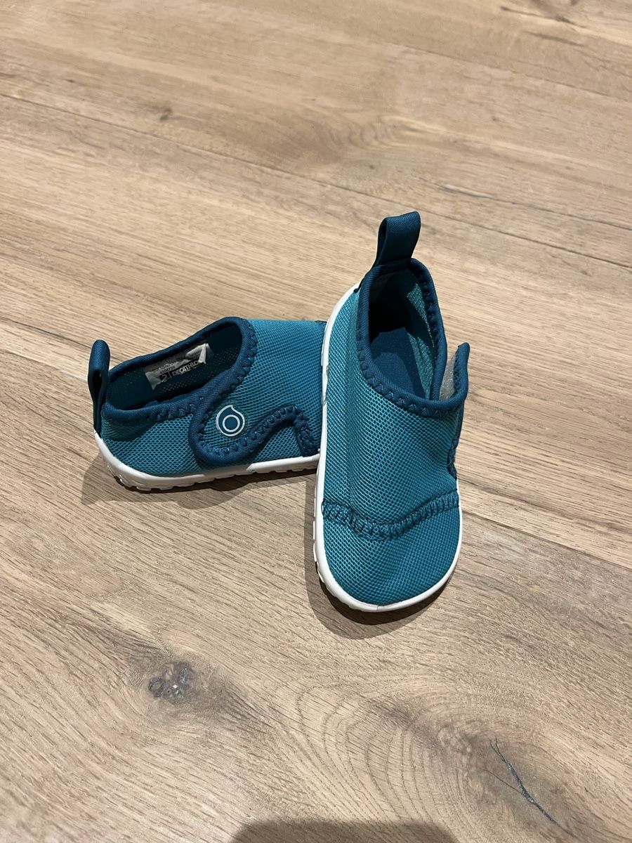 Scarpe per ragazzi: Badeschuhe Decathlon, Top Zustand – Nuovo (secondo la descrizione) da Lotzwil venduto da iam_29f9 1