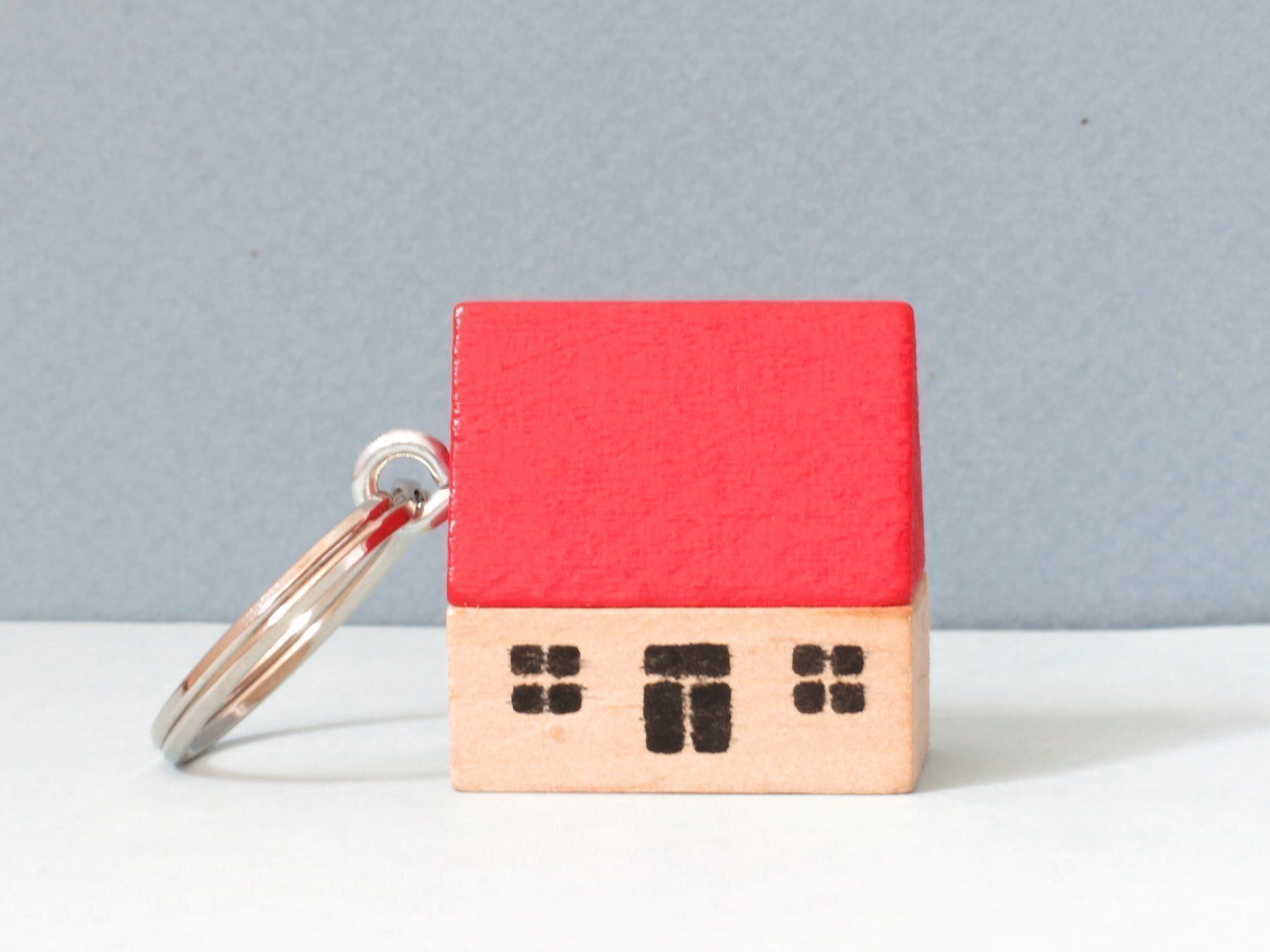 Schlüsselanhänger & - bänder: Porte-clé maison en bois – Gebraucht aus Neuchâtel von heloisa 3