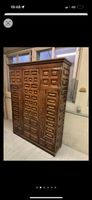 Bretonischer Schrank 1890 Spanisch
