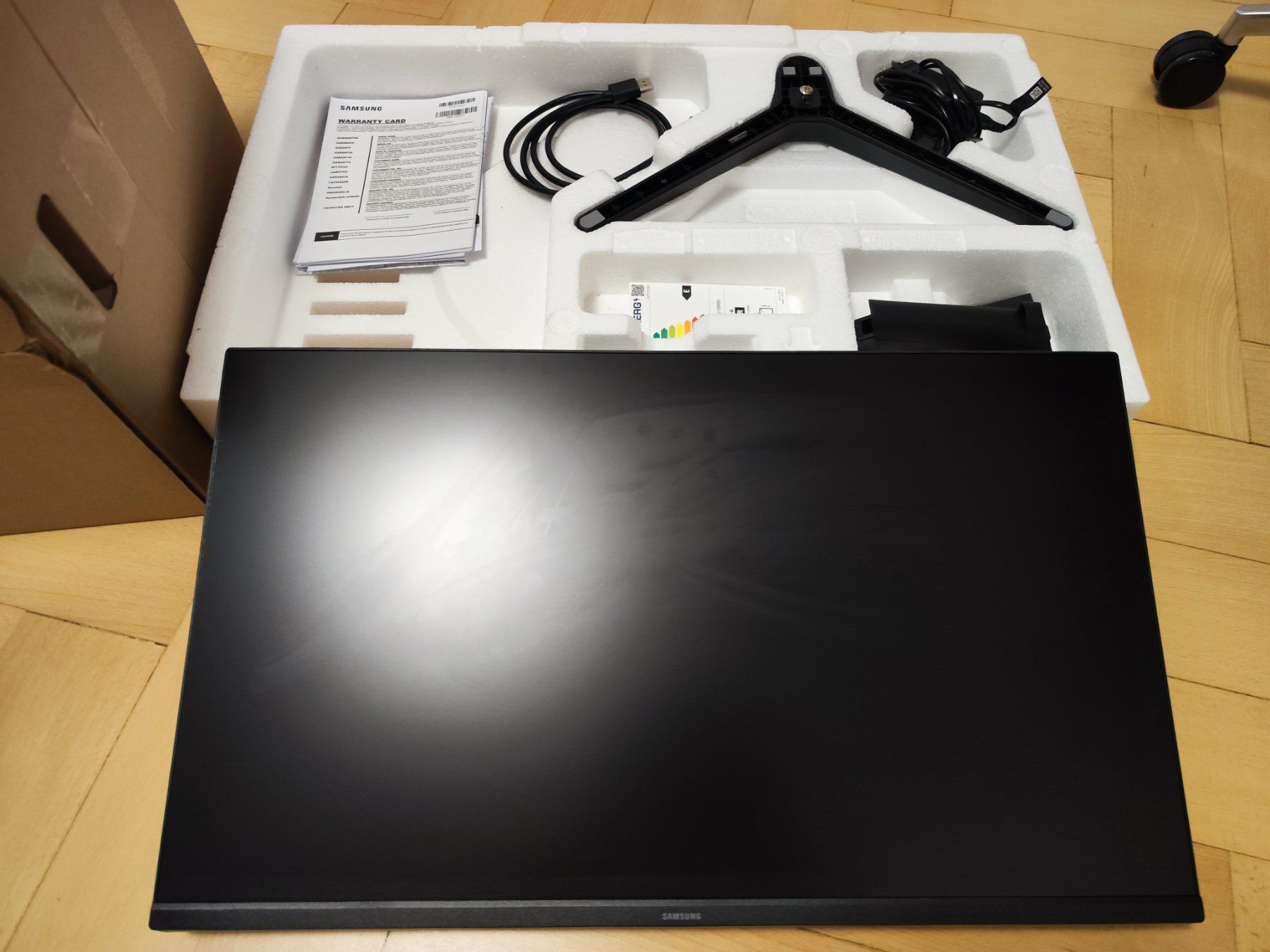 Samsung Monitor: Ecran Samsung Odyssey g5 – Difettoso da Fribourg venduto da Aswarder 1