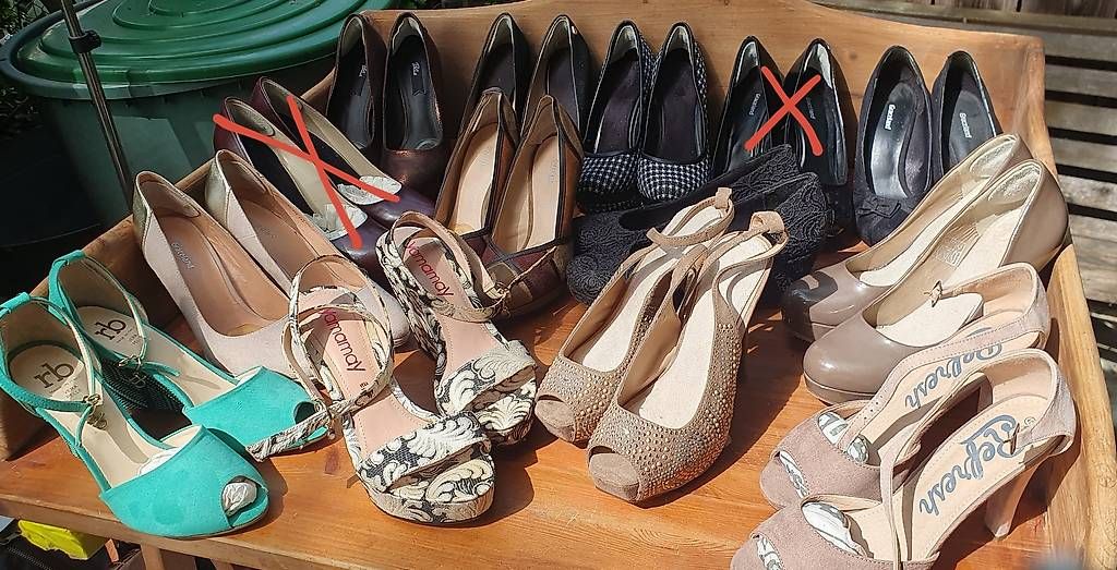 Scarpe da donna:  Damenschuhe Gr. 40 /41 Div. Marken VHB!!  – Usato da Suhr venduto da Aristopha 3