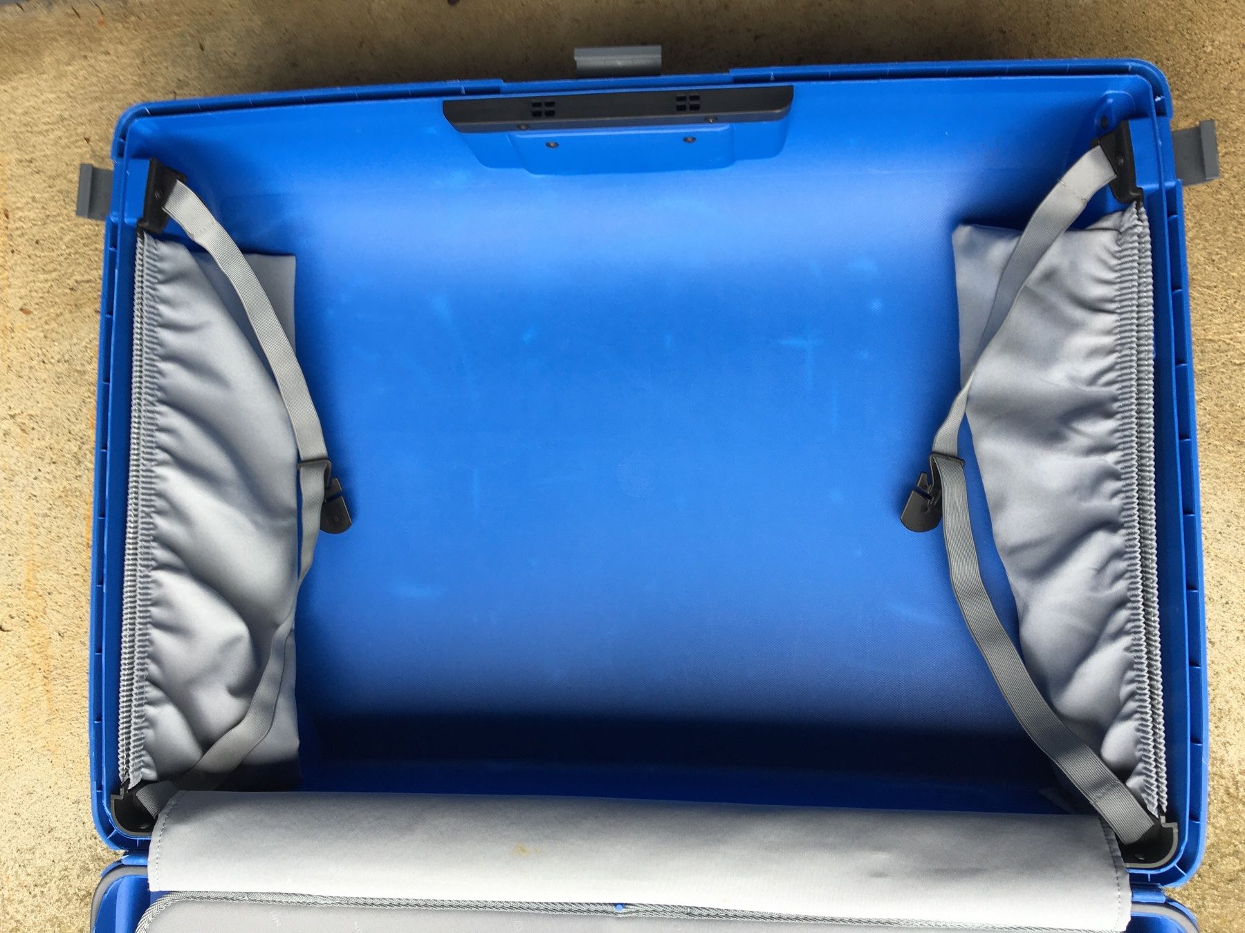 Reisekoffer: Carlton Hartschalenkoffer mit 2 Rollen – Gebraucht aus Gipf-Oberfrick von Wadi70 6