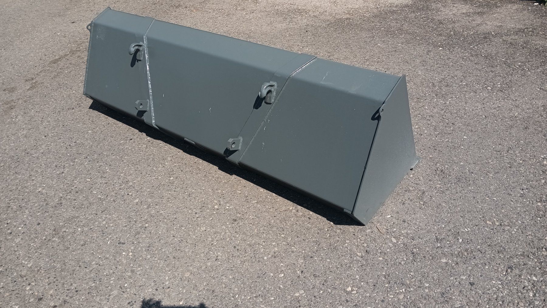 Hoflader: Schaufel Frontlader Hoflader – Neu (gemäss Beschreibung) aus Wattenwil von Pistenbullypolar