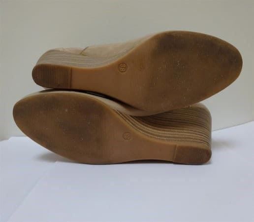 Esprit Scarpe da donna: Esprit - Pumps / Wedges - Grösse 38 – Usato da Zofingen venduto da Justizia_01 2