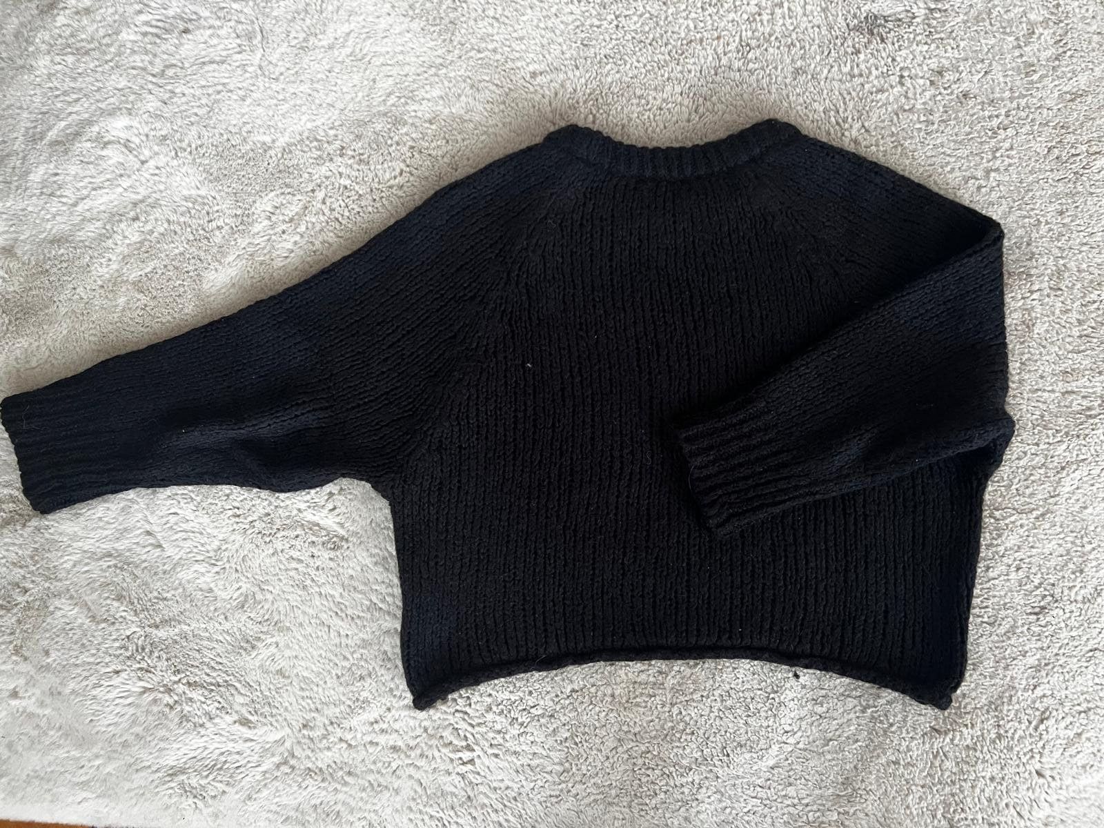 Pullover & Sweatshirts: Oversized Pullover Zara, schwarz, Gr. S – Gebraucht aus Zürich von lexi_alex 1