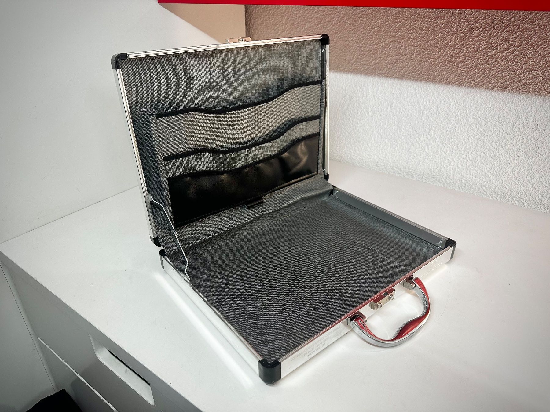 Valigie & Borse: Porte-Document - Malette Alu – Usato da Carouge GE venduto da roman_monnier 4