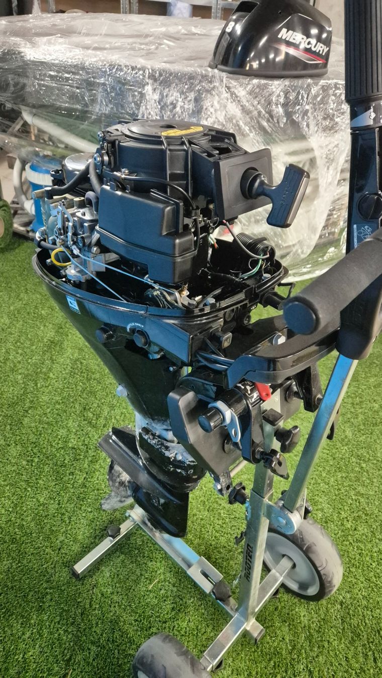 Mercury Motoren: 8PS Mercury Aussenbord Motor – Gebraucht aus Stetten AG von LavaPools 3