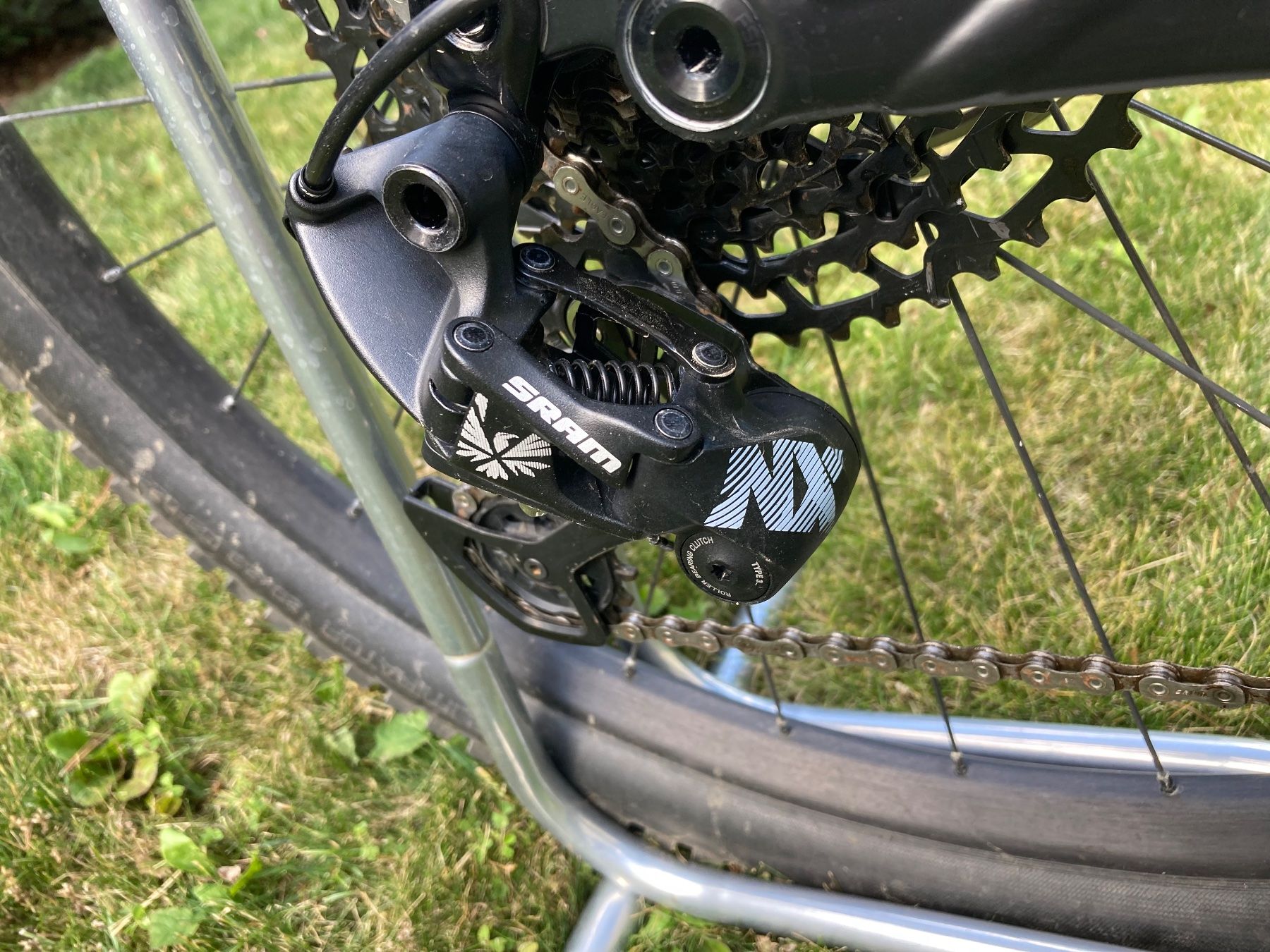 Velos: Specialized Turbo Levo VTT électrique 700 Wh – Gebraucht aus Saxon von  1