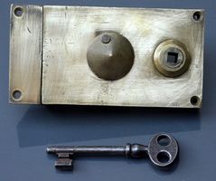 Altes Türschloss / Serrure de porte ancien