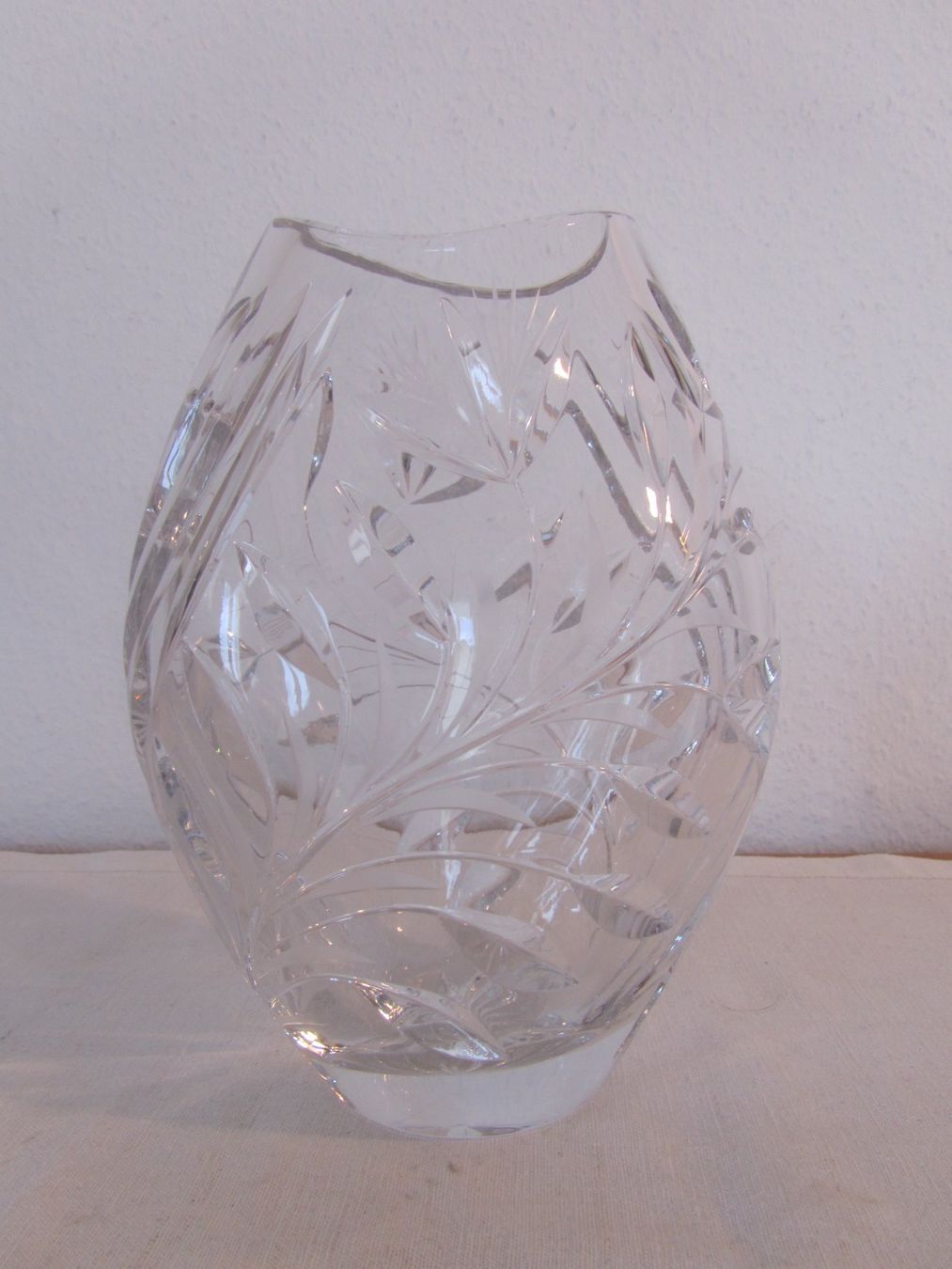 Vasi & Recipienti: Wunderschöne Kristall Glas Vase mit filigranem Schliffmuster – Usato da Seengen venduto da mikelele