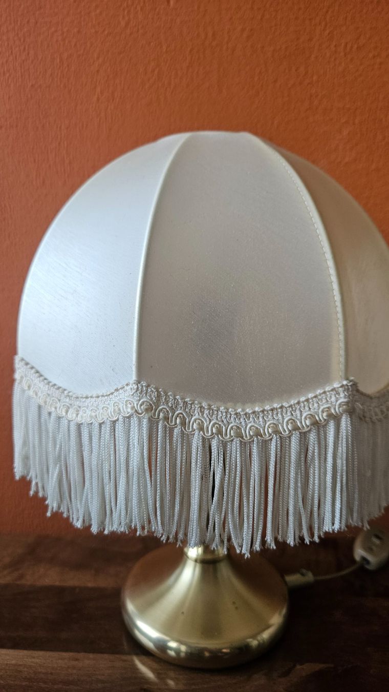 Lampes: 2x schöne Nachttischlampen – D'occasion à Rapperswil SG par liivea 2