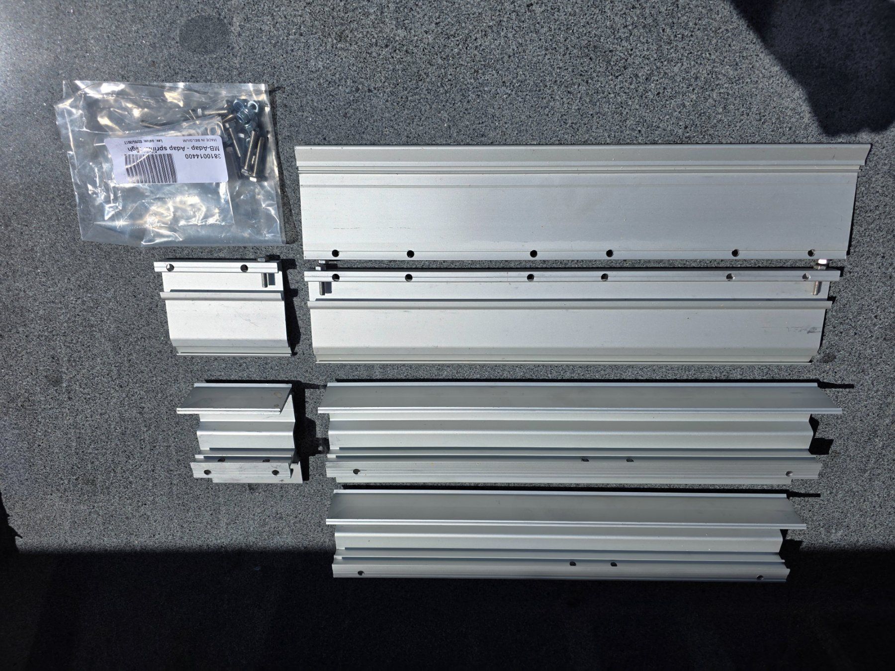 Thule Markisen: Markiesenmontageset Thule MB Sprinter, VW Crafter 2012  2016 – Neu (gemäss Beschreibung) aus Salvenach von Hayadriver
