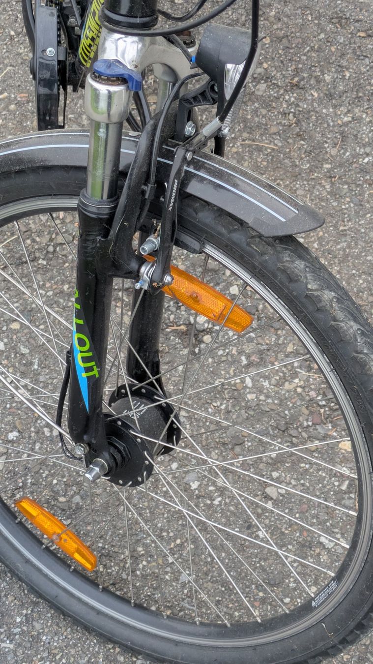 Velos: Crosswave Jugendvelo 24 Zoll mit Korb - Fahrrad – Gebraucht aus Hausen AG von gluecklicher 4