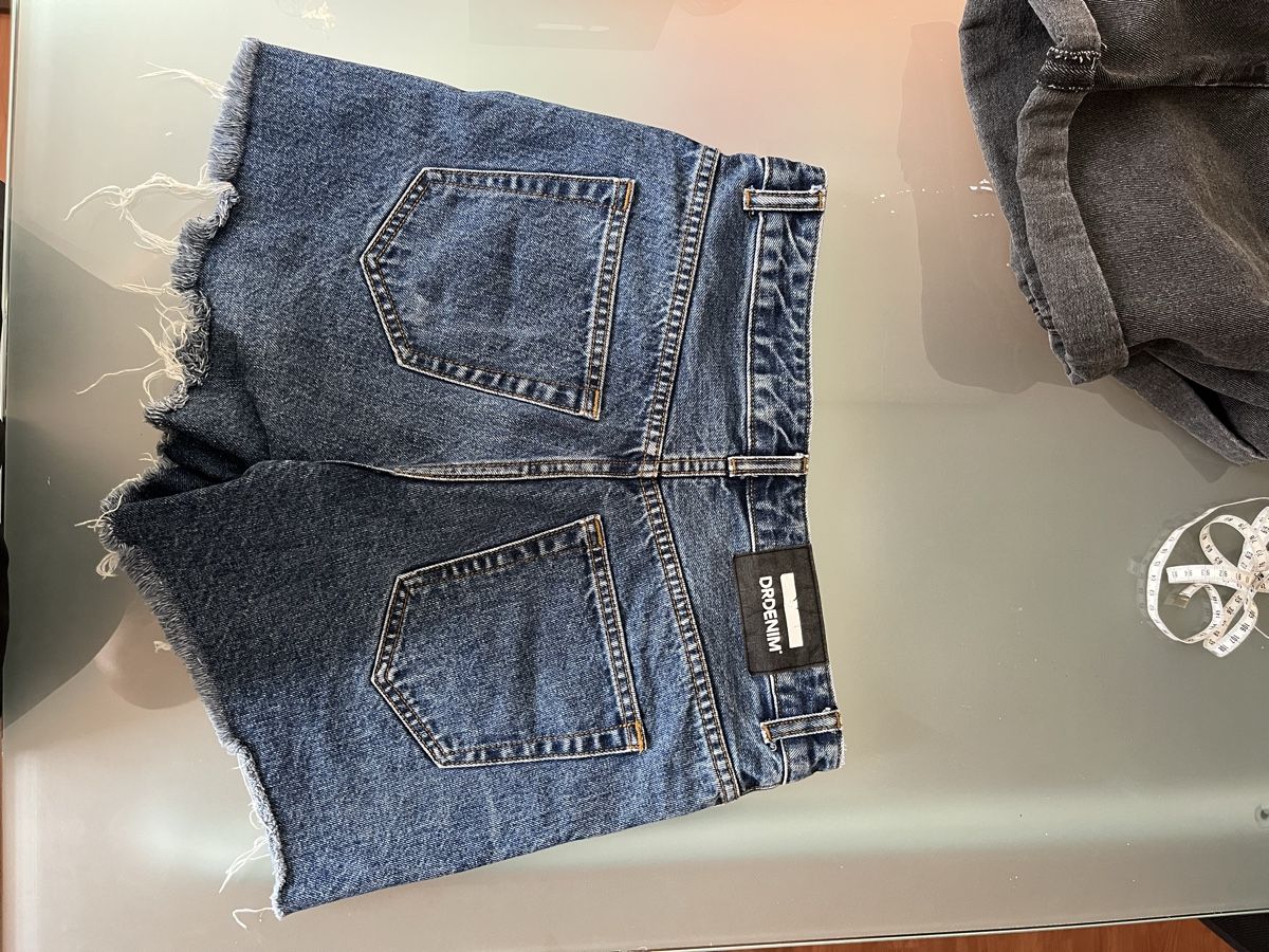 Jeans: DrDenim Jeans Shorts dunkelblau – Usato da Wil AG venduto da larwe 2