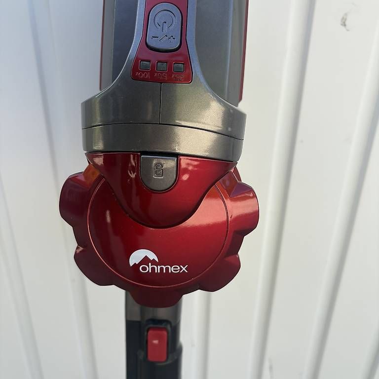 Aspirapolveri & Accessori: Aspirateur sans fil Ohmex – Usato da Le Locle venduto da Sam54 3