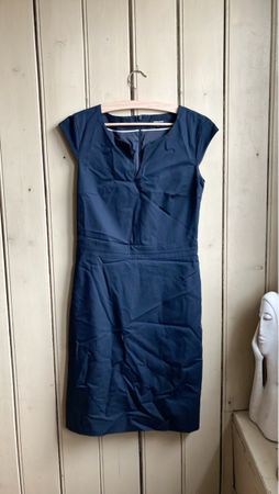 Elegantes, Dunkelblaues Kleid, Grösse S (34-36)