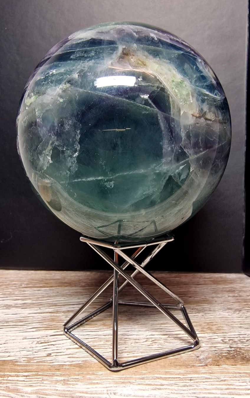 Minerali & Pietre curative: Wunderschöne Fluorit Kugel 79mm 812g – Nuovo (secondo la descrizione) da Matzingen venduto da Shay_Crystalz 2
