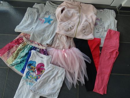 Sehr schönen Kleiderset für Mädchen, 5/6