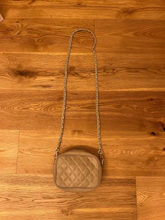 Beige Umhängetasche