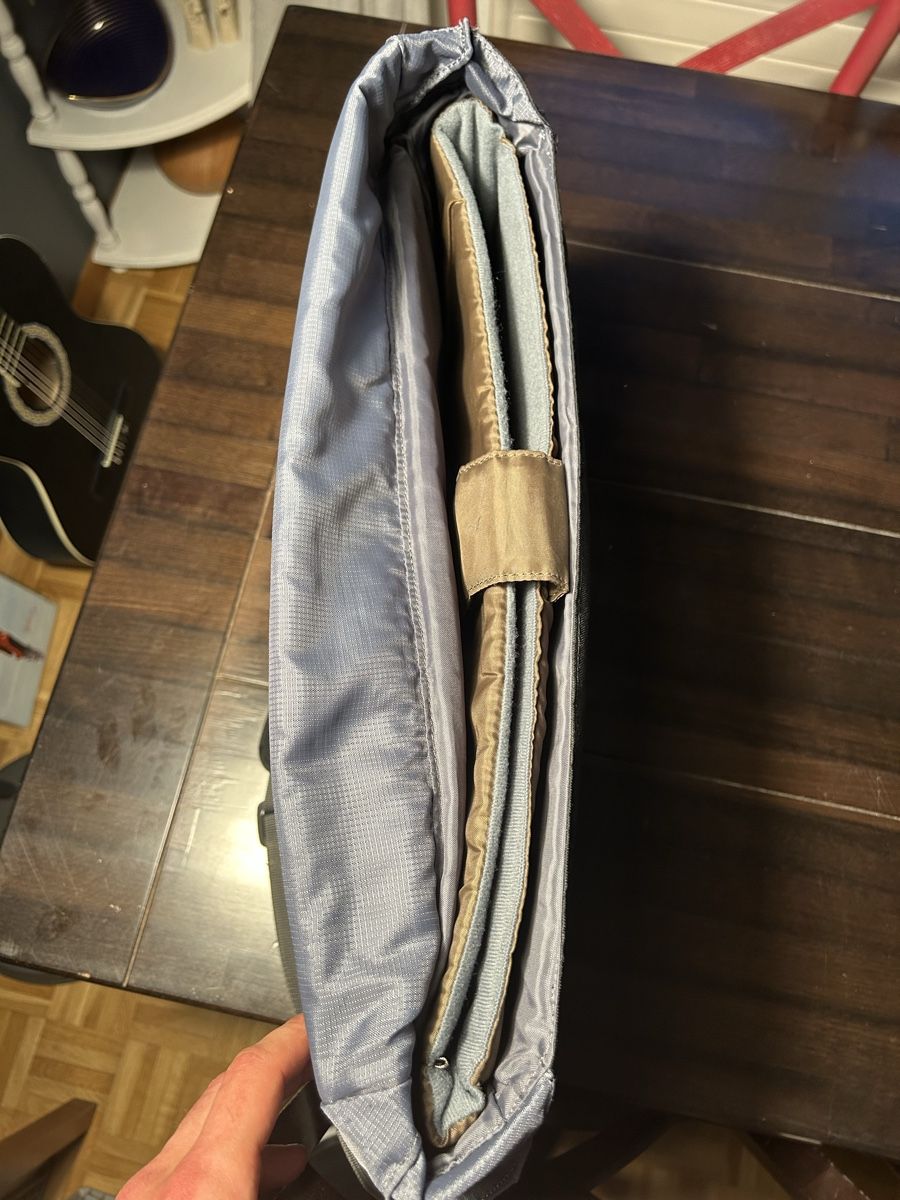 Borse: Messenger Bag / Laptop Tasche / Umhängetasche – Nuovo (secondo la descrizione) da Wil SG venduto da NikolasAnthi 2