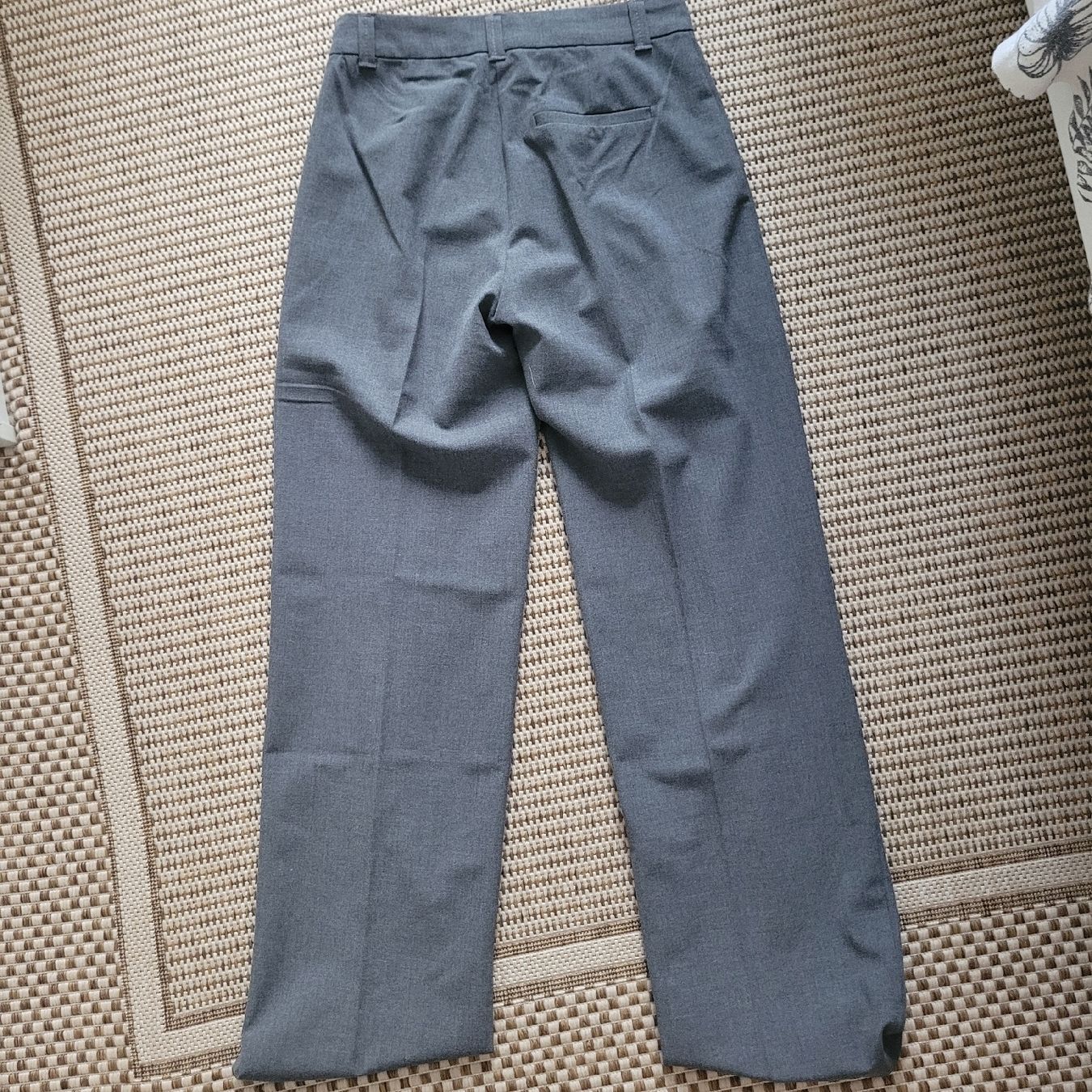 Pull&Bear Pantaloni: PULL&BEAR Pantalon gris Taille 34 – Nuovo (secondo la descrizione) da Genève venduto da Tanaa_12 5