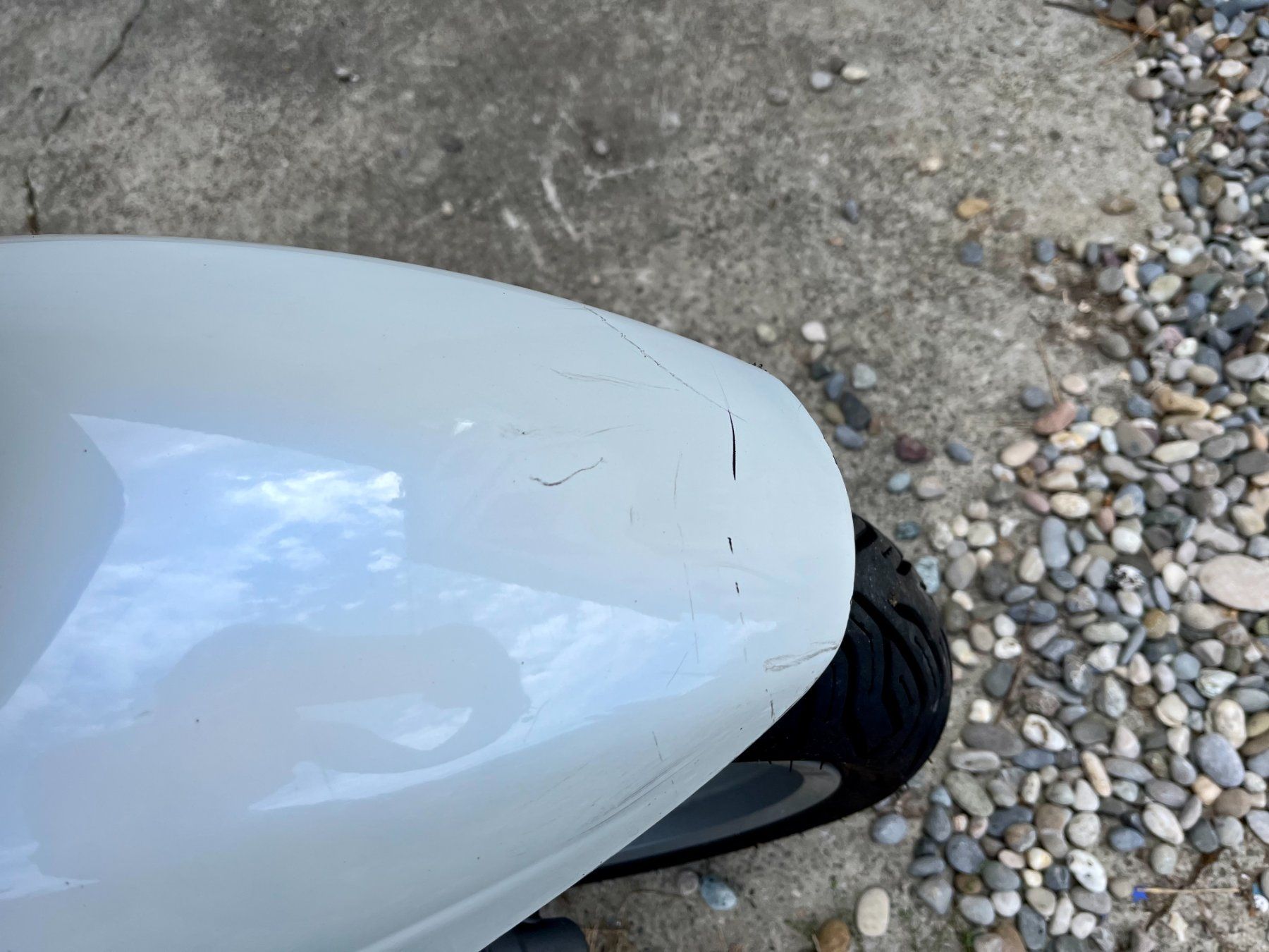 Piaggio Scooters: Piaggio Fly 125 weiss – Gebraucht aus Binningen von NadiaSpycher4102 4