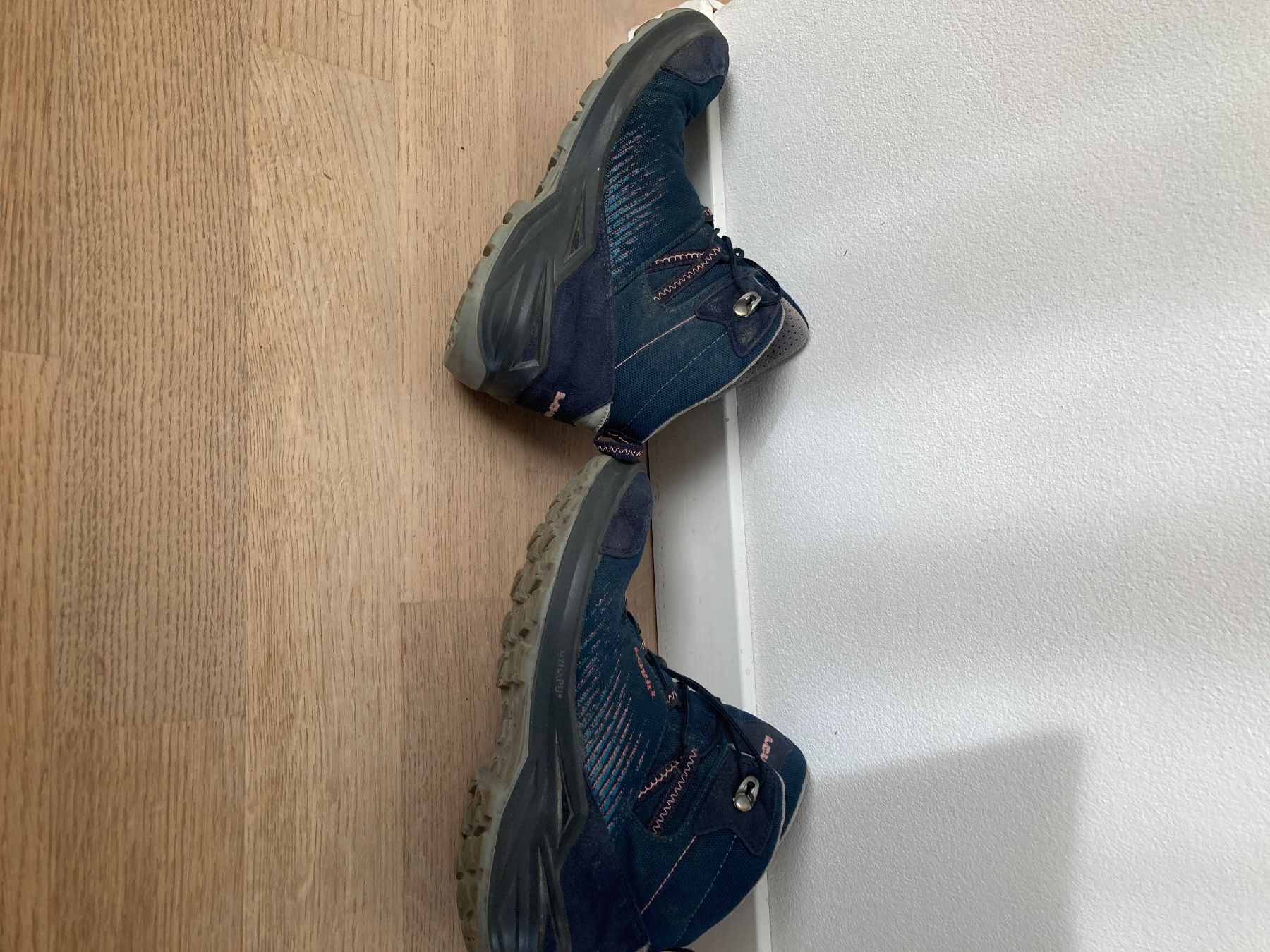 Lowa Schuhe für Jungen: Wanderschuh LOWA zirrox gtx mid junior Grösse 34 – Gebraucht aus Köniz von Hollis01 1